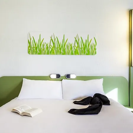 Hotel Ibis Budget - Porte De 2*