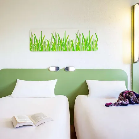 Ibis Budget - Porte De 2*